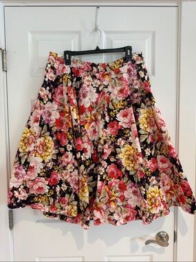 Lindy Bop Vintage Inspired Floral Skirt - 3XL